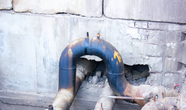 Best 24/7 water damage repair  in Dodge City, KS